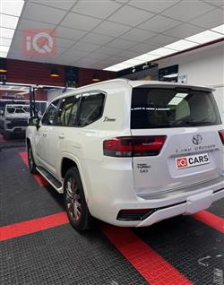 تويوتا لاندكروزر